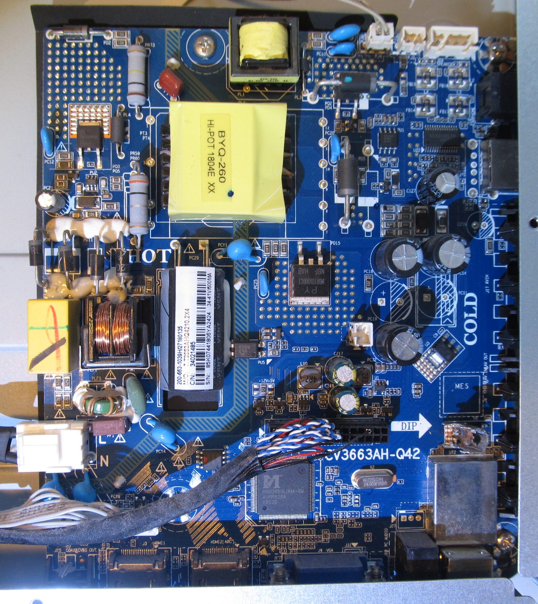 Manta 32LHN28L TV